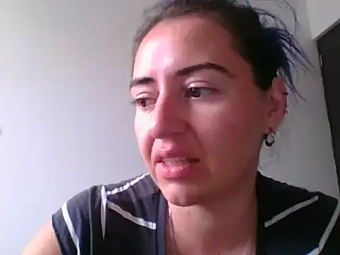 Snapshot of _karlie_kloss_ chatting on March 16, 2026, 6:34 pm karlie kloss online show from March 16, 2026, 6:34 pm