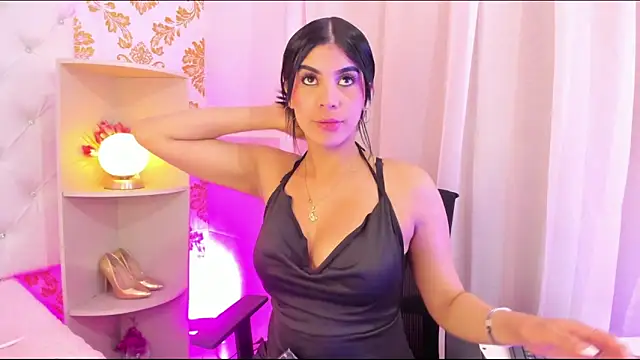 Snapshot of emaa_lambert chatting on November 12, 2025, 11:58 pm emaa lambert online show from November 12, 2025, 11:58 pm