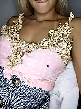 Snapshot of fofinhaa12 chatting on March 14, 2025, 1:46 pm fofinhaa12 online show from March 14, 2025, 1:46 pm