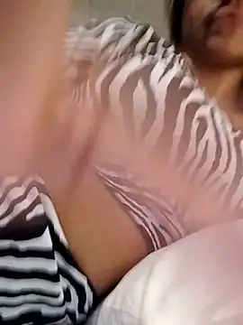 Snapshot of fofinhaa12 chatting on September 18, 2025, 6:21 pm fofinhaa12 online show from September 18, 2025, 6:21 pm