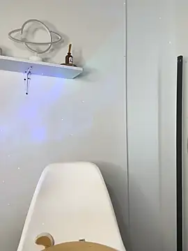 Snapshot of kristynmassey chatting on February 25, 2026, 8:51 pm kristynmassey online show from February 25, 2026, 8:51 pm