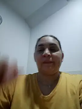 MirandaSoto online show from April 2, 2026, 5:16 am