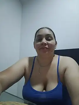 MirandaSoto online show from May 19, 2026, 4:19 am