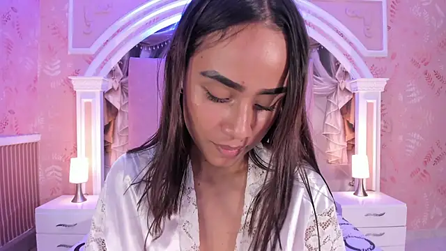 sheyla sweet18 online show from December 19, 2024, 2:01 am