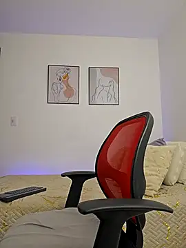 VictoriaEvaans  online show from December 24, 2024, 10:17 pm