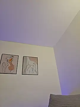 VictoriaEvaans  online show from January 24, 2025, 1:24 am