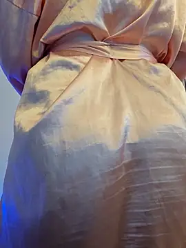 VictoriaEvaans  online show from November 23, 2025, 7:46 pm