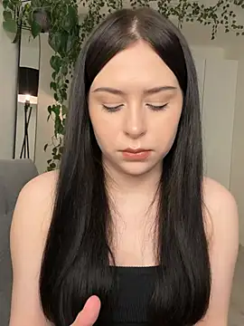  SweetCandyy online show from January 26, 2025, 5:02 pm