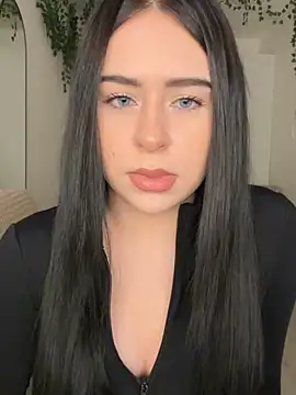  SweetCandyy online show from April 16, 2026, 7:36 pm