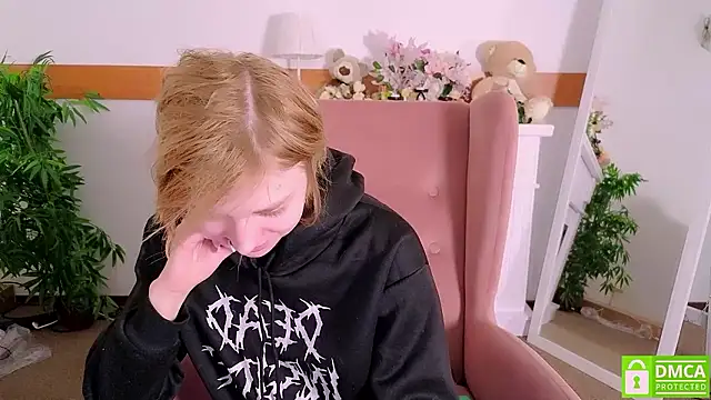 MirraBellanta online show from January 18, 2026, 11:41 pm