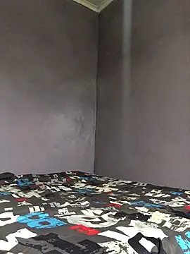 Snapshot of HutchMansell chatting on December 30, 2024, 5:04 am HutchMansell online show from December 30, 2024, 5:04 am