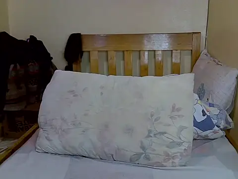 Snapshot of Horny-slut_ chatting on March 23, 2025, 8:48 am Horny-slut  online show from March 23, 2025, 8:48 am