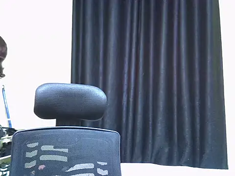 Snapshot of Horny-slut_ chatting on October 30, 2025, 9:22 am Horny-slut  online show from October 30, 2025, 9:22 am