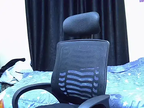 Horny-slut  online show from January 16, 2026, 3:54 am