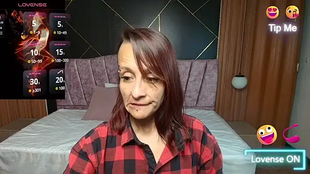 NatashaMason  online show from April 8, 2026, 7:14 pm