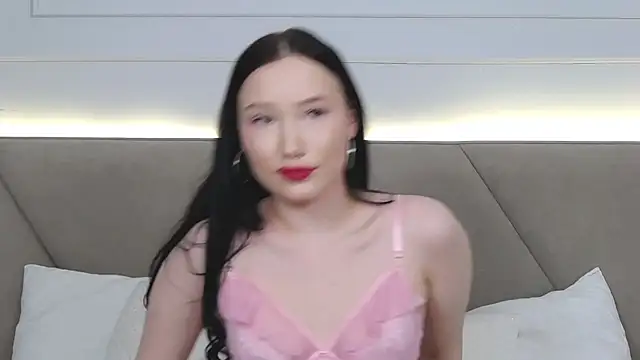 Snapshot of LeilaLow chatting on January 21, 2025, 3:10 pm LeilaLow online show from January 21, 2025, 3:10 pm