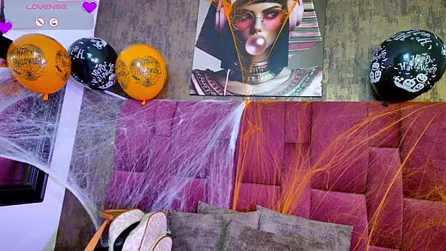 nicole  parker1 online show from October 25, 2025, 6:46 pm