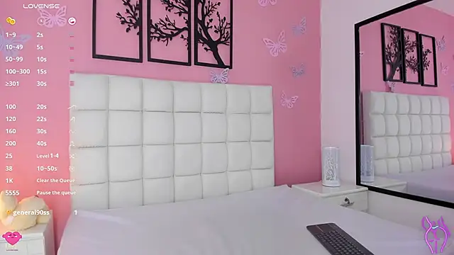 Snapshot of RenataJhonson_ chatting on March 8, 2025, 4:45 am RenataJhonson online show from March 8, 2025, 4:45 am