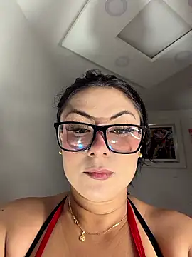 Snapshot of linatarens chatting on July 22, 2026, 3:53 am linatarens online show from July 22, 2026, 3:53 am