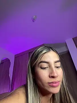 Issabela G1 online show from December 15, 2024, 9:45 am