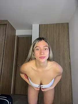 Issabela G1 online show from January 14, 2025, 3:57 pm