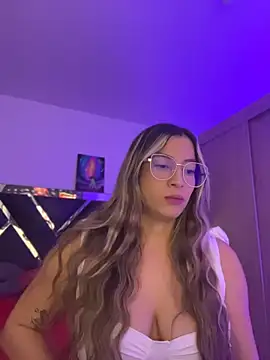 Issabela G1 online show from July 20, 2026, 3:32 am
