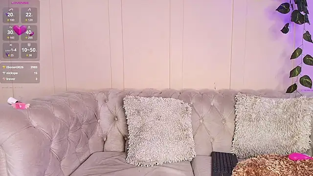 Snapshot of julieta_aguilar1 chatting on January 14, 2025, 3:36 pm julieta aguilar1 online show from January 14, 2025, 3:36 pm