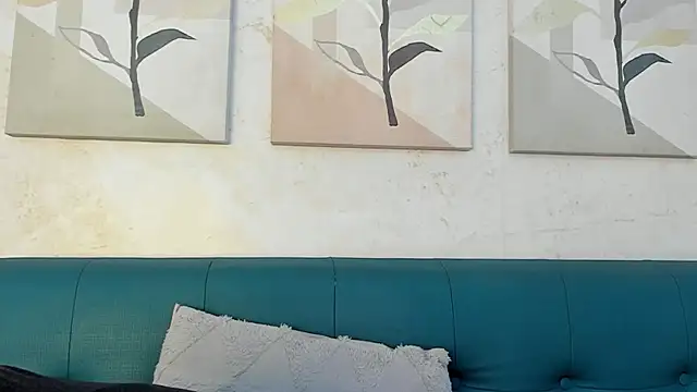 Snapshot of julieta_aguilar1 chatting on September 29, 2025, 7:40 pm julieta aguilar1 online show from September 29, 2025, 7:40 pm