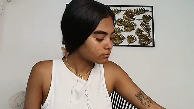 Snapshot of julieta_aguilar1 chatting on October 5, 2025, 7:23 pm julieta aguilar1 online show from October 5, 2025, 7:23 pm