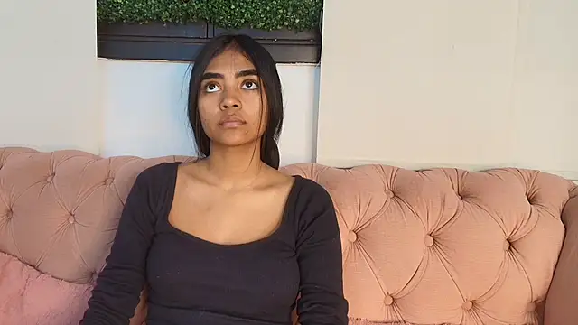 Snapshot of julieta_aguilar1 chatting on October 11, 2025, 7:23 pm julieta aguilar1 online show from October 11, 2025, 7:23 pm