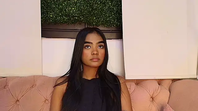 Snapshot of julieta_aguilar1 chatting on November 21, 2025, 7:12 pm julieta aguilar1 online show from November 21, 2025, 7:12 pm