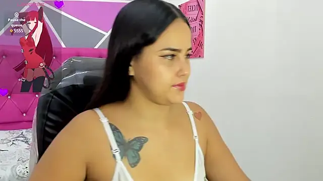 Snapshot of Helen_russo chatting on March 22, 2025, 6:03 pm Helen russo online show from March 22, 2025, 6:03 pm