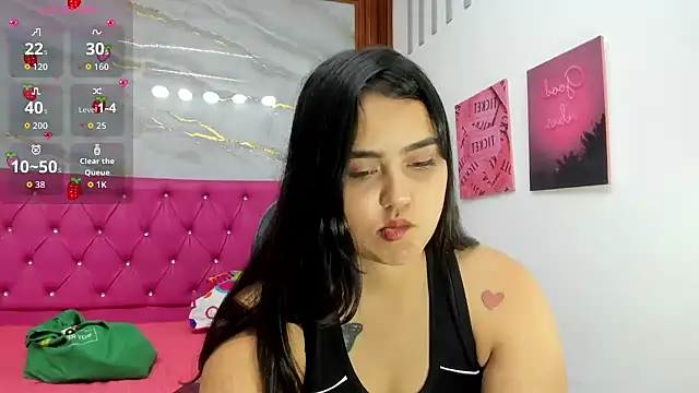 Snapshot of Helen_russo chatting on July 10, 2026, 8:44 pm Helen russo online show from July 10, 2026, 8:44 pm