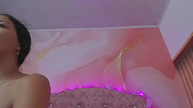 Bella  sweet online show from November 29, 2025, 10:40 am