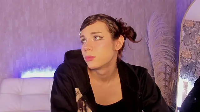 pixy 20 online show from November 18, 2025, 3:23 am