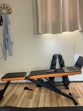 Snapshot of Luluof chatting on February 12, 2025, 1:59 pm Luluof online show from February 12, 2025, 1:59 pm