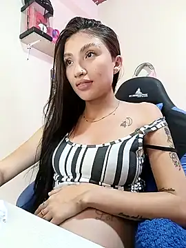 Snapshot of yeibles chatting on December 7, 2024, 5:48 am yeibles online show from December 7, 2024, 5:48 am