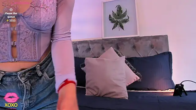 Snapshot of Nami_sunny chatting on November 5, 2025, 6:52 pm Nami sunny online show from November 5, 2025, 6:52 pm