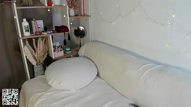 Lif love online show from December 17, 2025, 3:07 pm