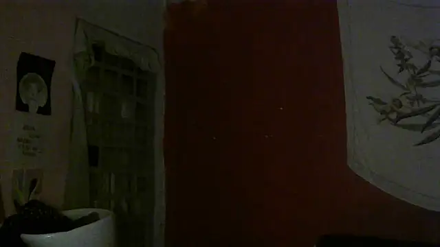 spacegirlll online show from March 16, 2025, 5:03 am