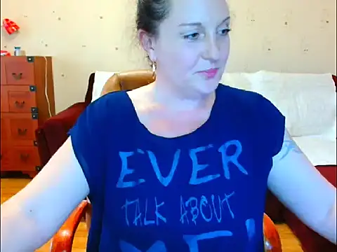 Alice3694 online show from March 13, 2025, 2:33 pm