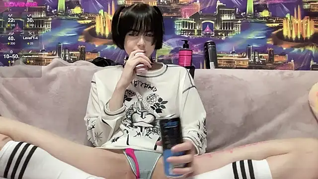 Snapshot of SIBBLlnGraypac chatting on February 11, 2025, 9:25 pm SIBBLlnGraypac online show from February 11, 2025, 9:25 pm