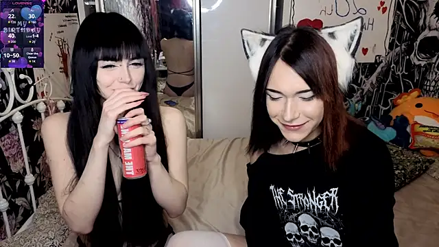 Snapshot of SIBBLlnGraypac chatting on November 18, 2025, 2:28 am SIBBLlnGraypac online show from November 18, 2025, 2:28 am