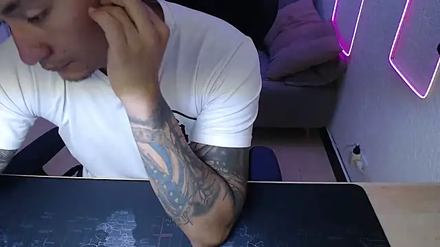 team dinamite69 online show from February 19, 2026, 12:23 pm