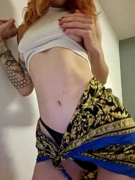 roxi katty online show from November 11, 2025, 5:29 am