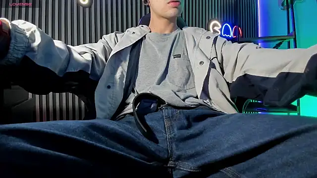 Jefer rick  online show from December 19, 2025, 12:01 pm