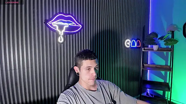 Jefer rick  online show from February 12, 2026, 8:04 pm