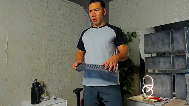 marc ginale online show from October 11, 2025, 2:48 pm