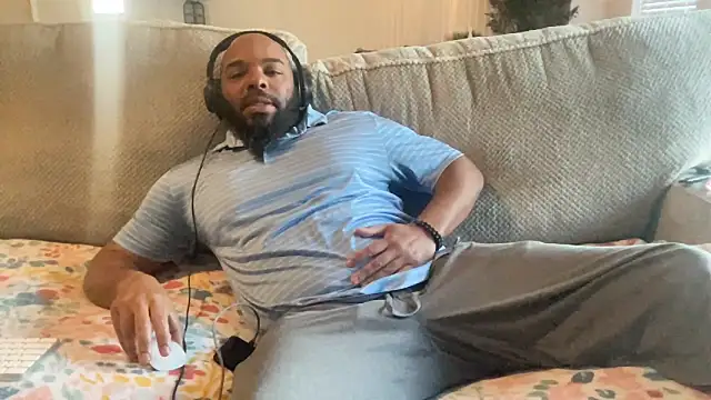 Snapshot of Bbcfun44 chatting on January 23, 2025, 3:22 pm Bbcfun44 online show from January 23, 2025, 3:22 pm