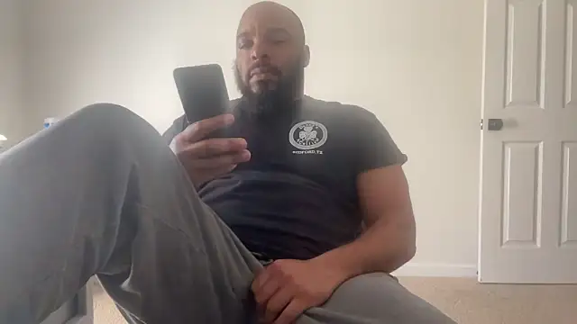 Snapshot of Bbcfun44 chatting on November 12, 2025, 8:30 pm Bbcfun44 online show from November 12, 2025, 8:30 pm